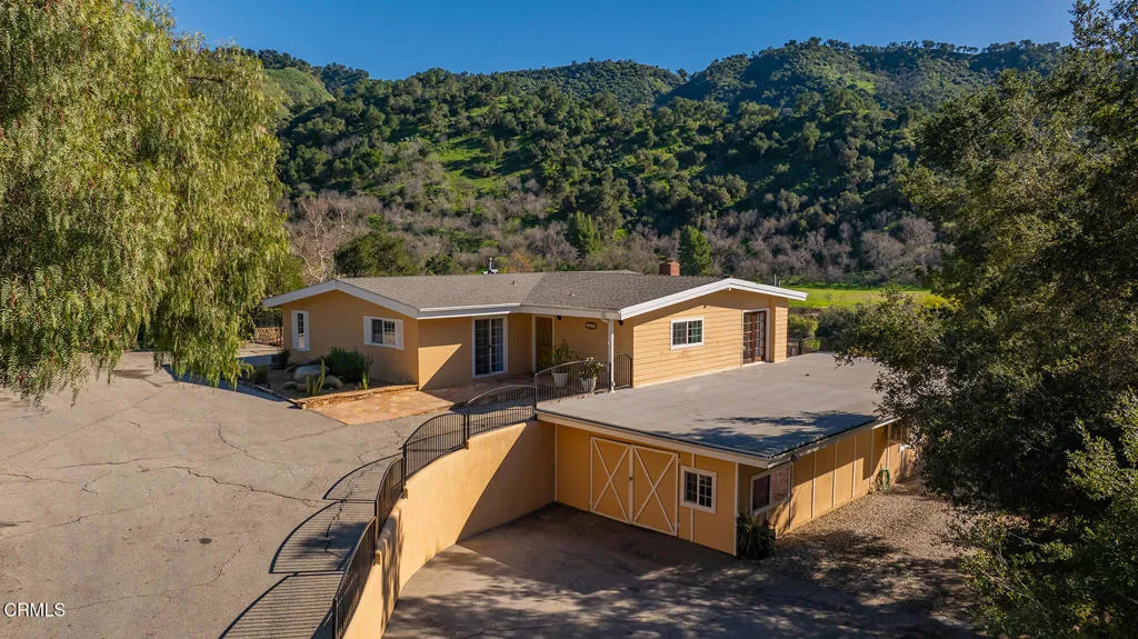 10522 62 Creek Road, Ojai, California 93023 home-pic-1