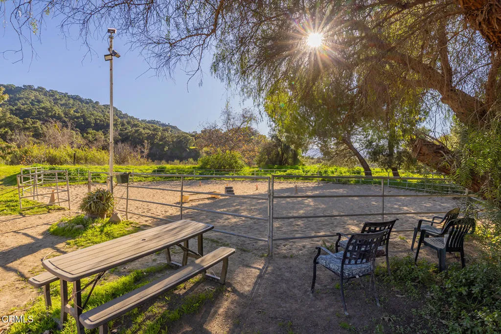 10522 62 Creek Road, Ojai, California 93023 home-pic-9