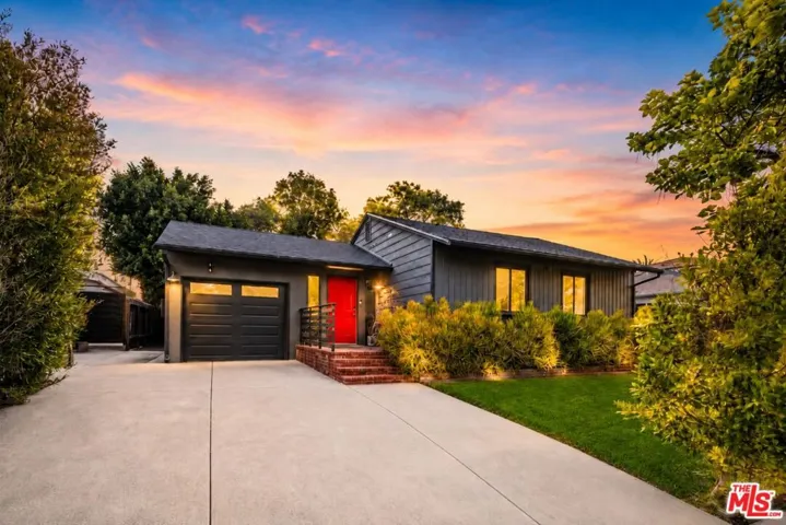 5751 Andasol Avenue, Encino, California 91316