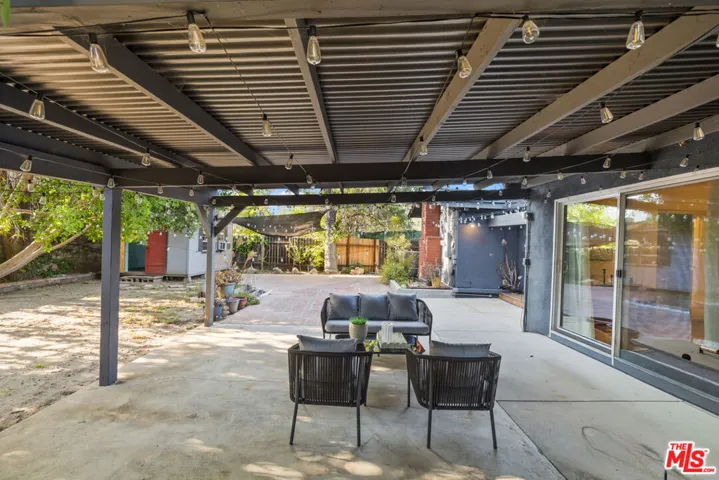 5751 Andasol Avenue, Encino, California 91316