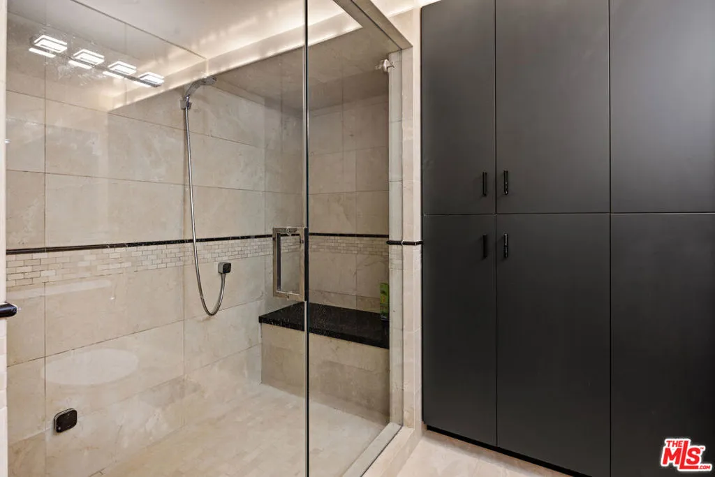 101 Ocean Avenue F402, Santa Monica, California 90402 home-pic-16