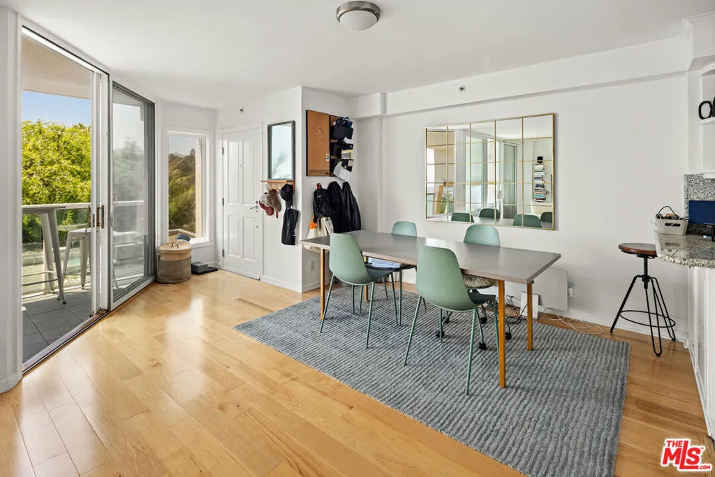 101 Ocean Avenue F402, Santa Monica, California 90402 home-pic-10
