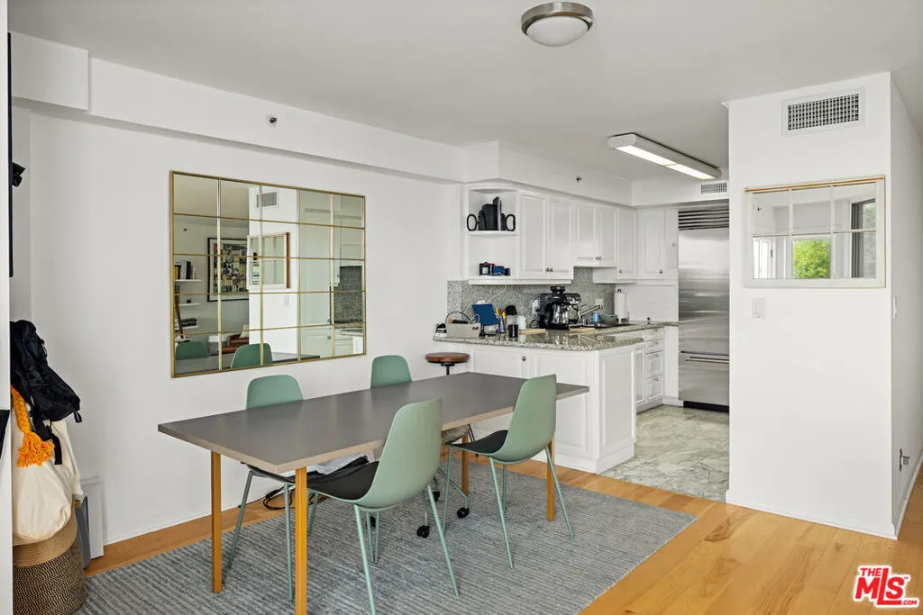 101 Ocean Avenue F402, Santa Monica, California 90402 home-pic-11