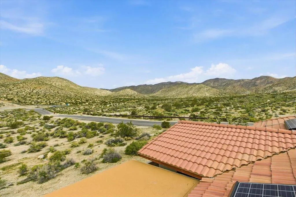 66635 Casa Grande Drive, Desert Hot Springs, California 92240 home-pic-45