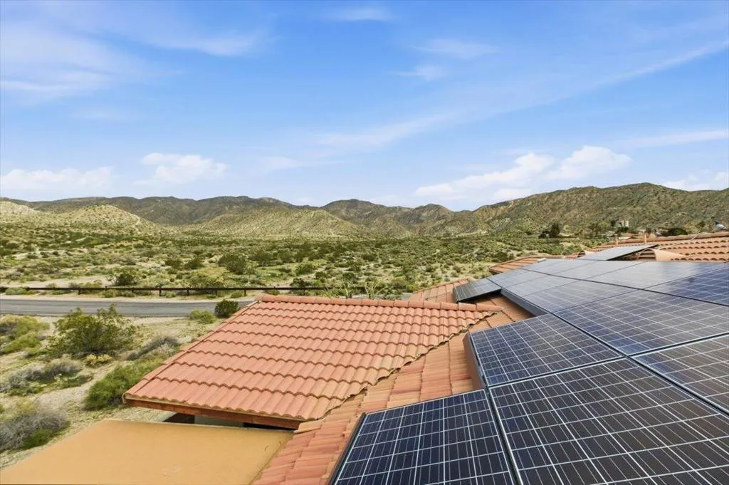 66635 Casa Grande Drive, Desert Hot Springs, California 92240 home-pic-46