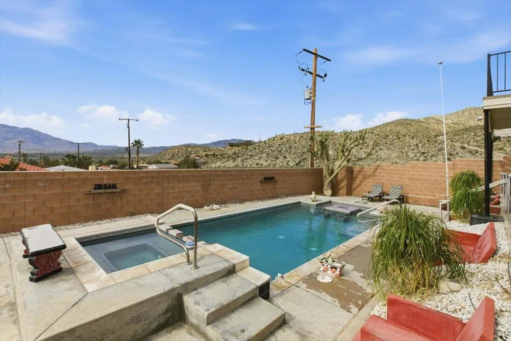 66635 Casa Grande Drive, Desert Hot Springs, California 92240 home-pic-35