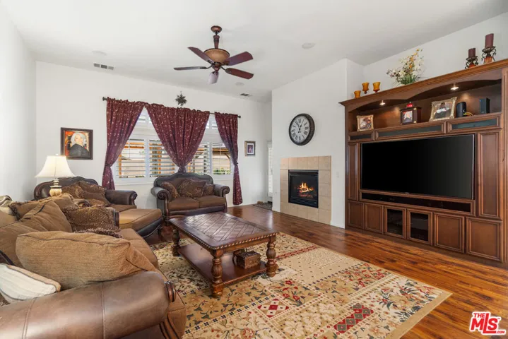 6390 N Angels Peak Drive, San Bernardino, California 92407