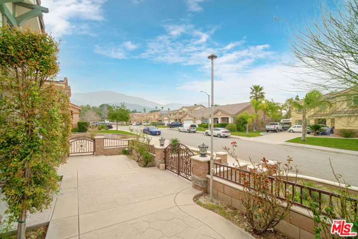6390 N Angels Peak Drive, San Bernardino, California 92407
