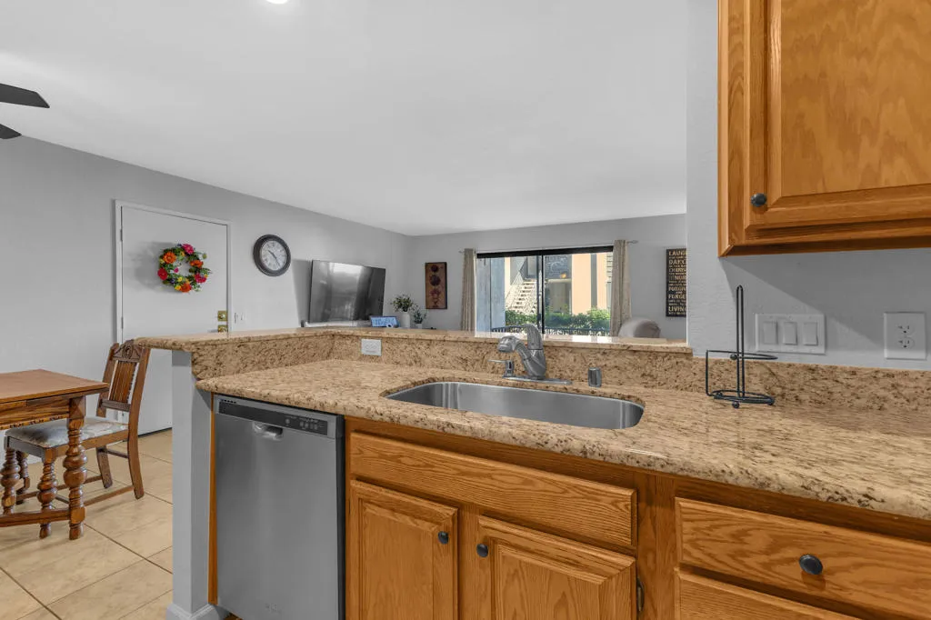31200 Landau Boulevard 2707, Cathedral City, California 92234 home-pic-7