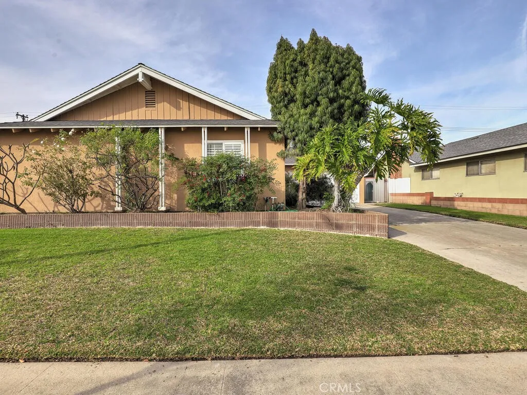 7641 Lee Drive, Buena Park, California 90620 home-pic-4
