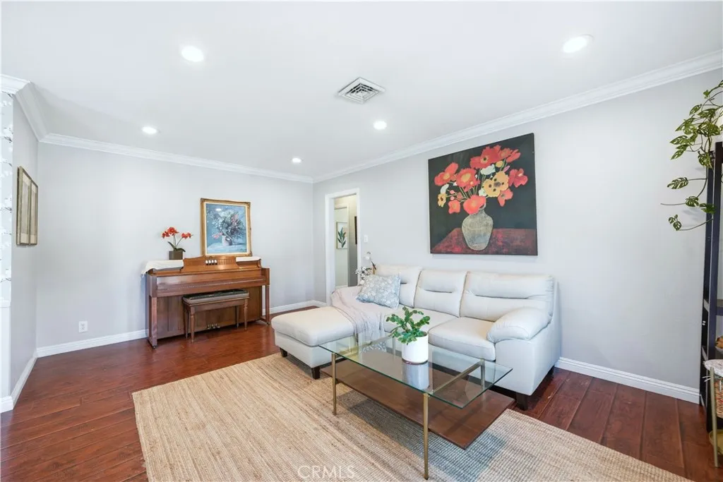 420 Montana Street, Monrovia, California 91016 home-pic-7