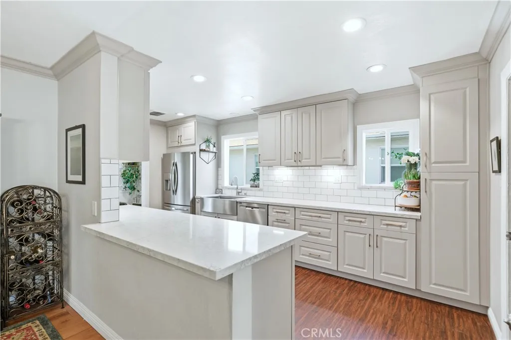 420 Montana Street, Monrovia, California 91016 home-pic-17