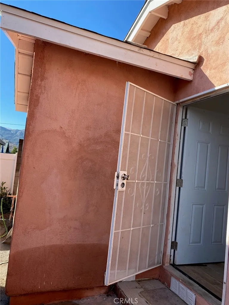 497 495 Martin Street, Banning, California 92220 home-pic-5