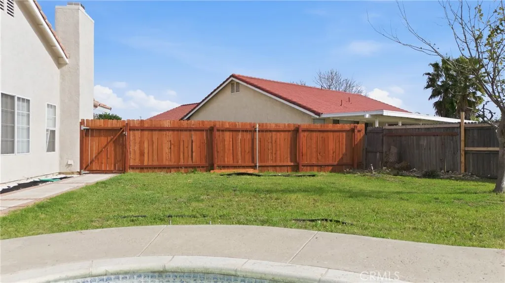 9150 Senna Court, Fontana, California 92335 home-pic-50