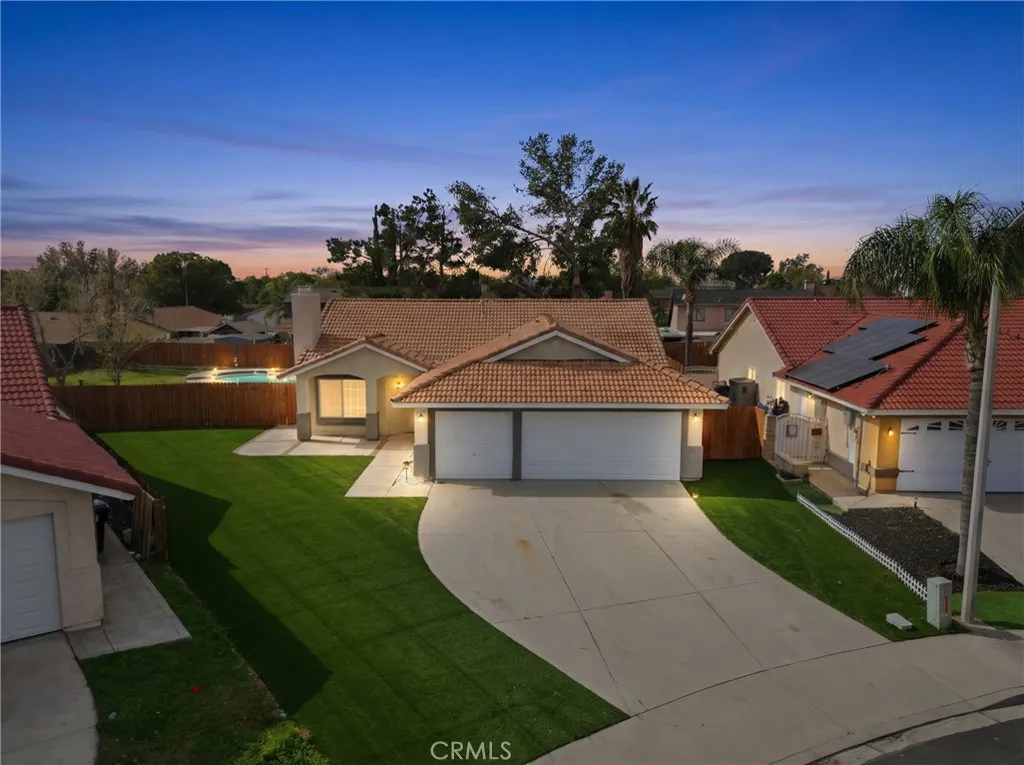9150 Senna Court, Fontana, California 92335 home-pic-54