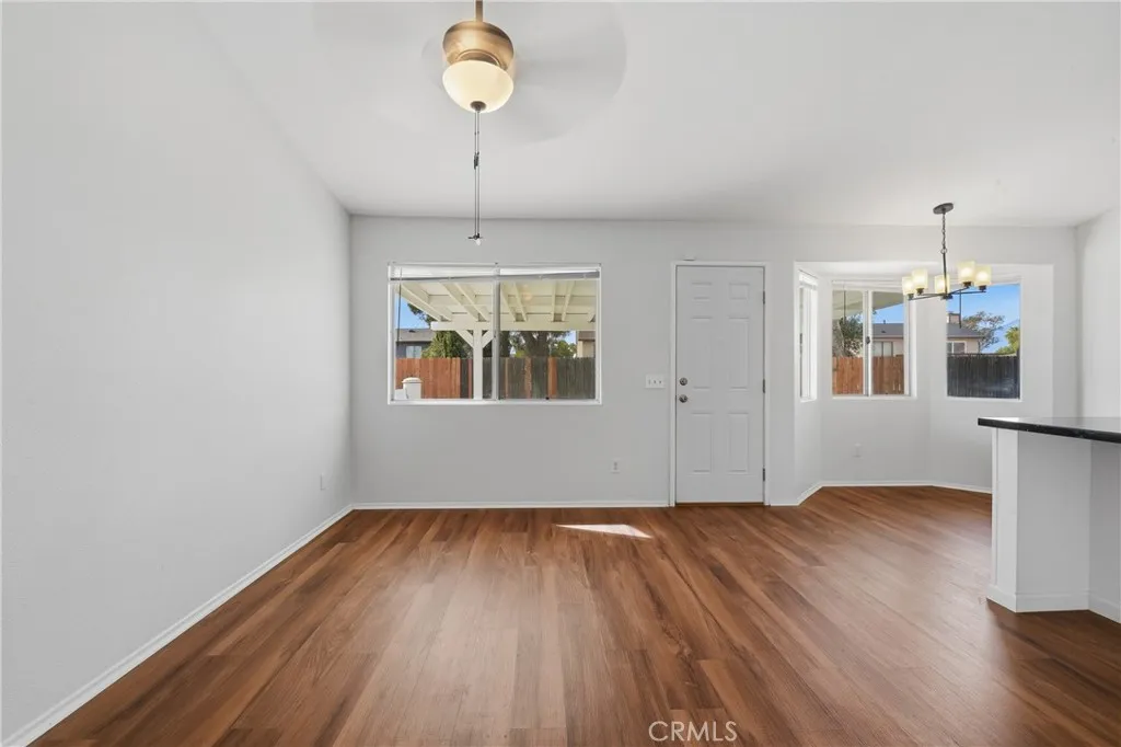 9150 Senna Court, Fontana, California 92335 home-pic-22