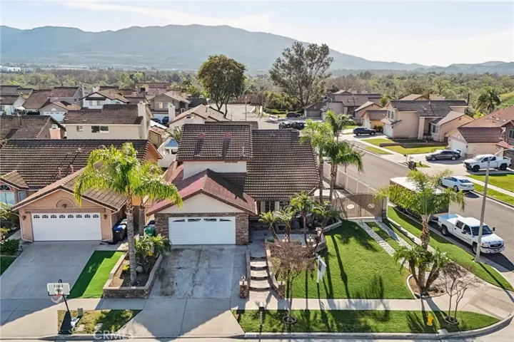 Located in a peaceful, well-kept community