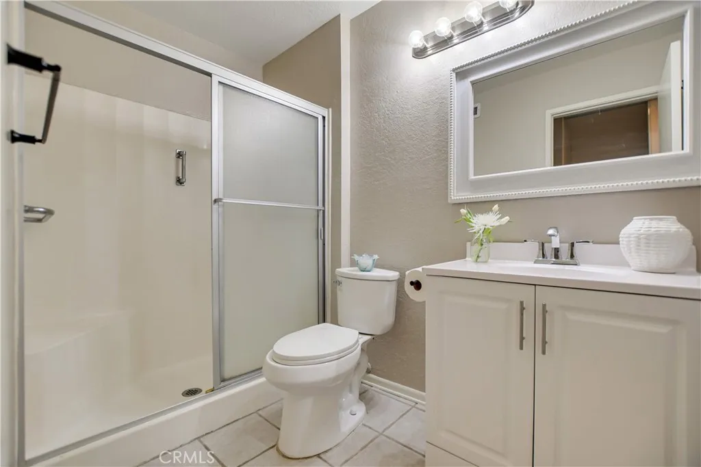 1031 S Palmetto Avenue A2, Ontario, California 91762 home-pic-22