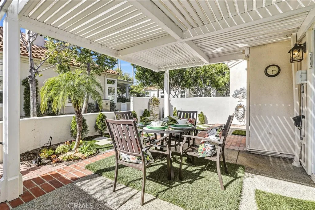 21531 Paseo Palmetto, Mission Viejo, California 92692 home-pic-18