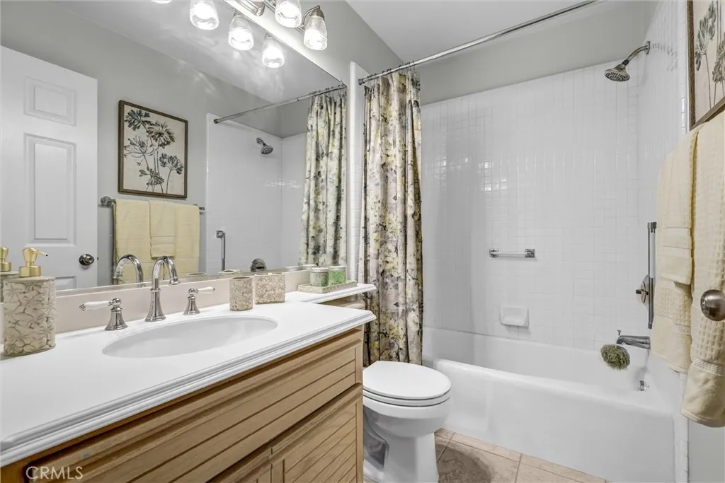 21531 Paseo Palmetto, Mission Viejo, California 92692 home-pic-17