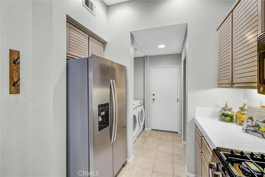 21531 Paseo Palmetto, Mission Viejo, California 92692 home-pic-11