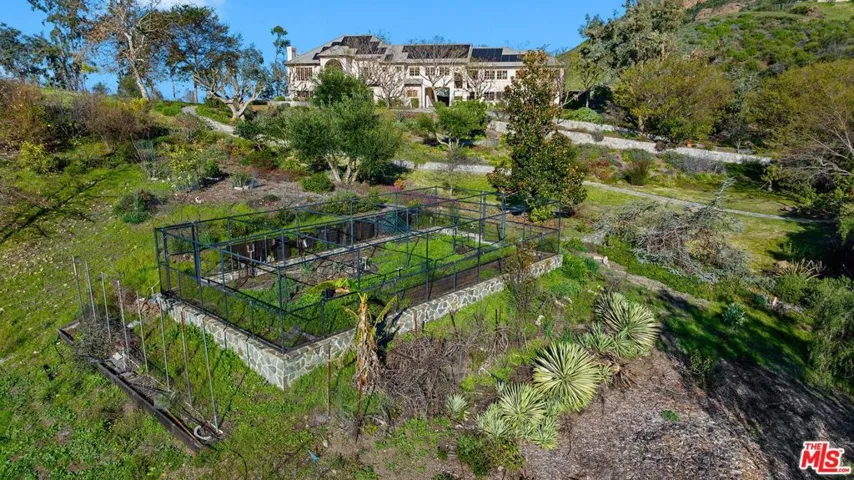raised enclosed garden