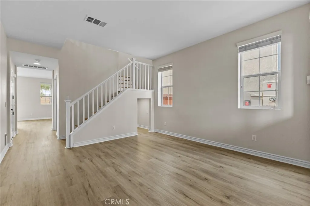28459 Plymouth Way, Temecula, California 92591 home-pic-5