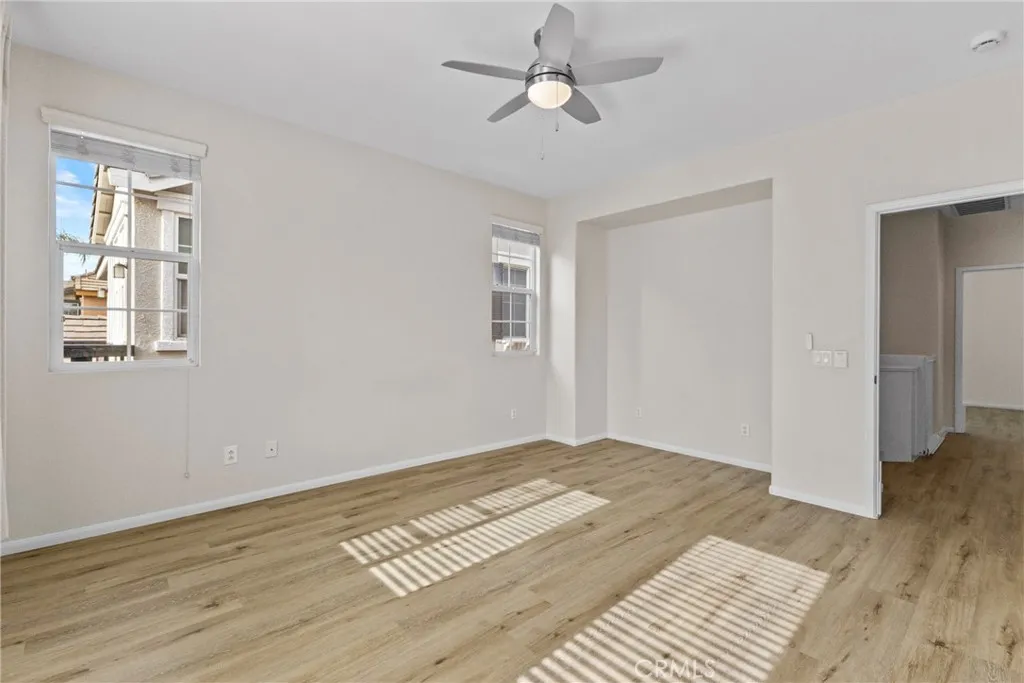 28459 Plymouth Way, Temecula, California 92591 home-pic-17