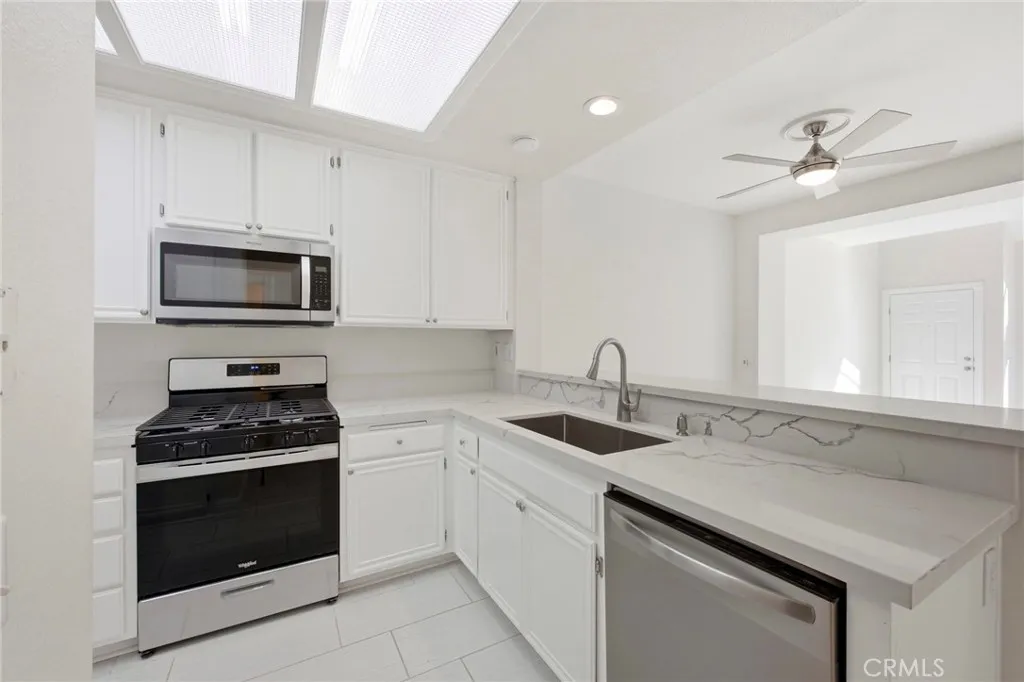 29525 Cara, Temecula, California 92591 home-pic-18
