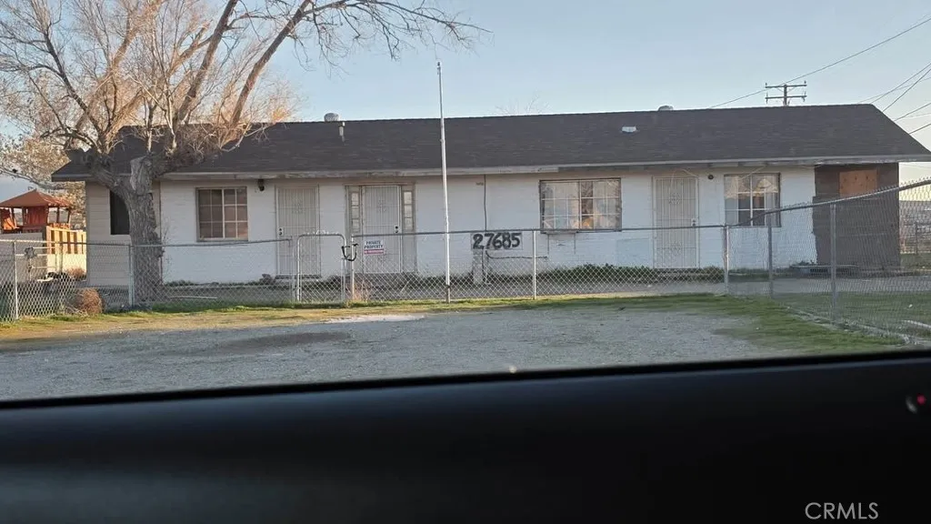 27685 Waterman, Barstow, California 92311 home-pic-2