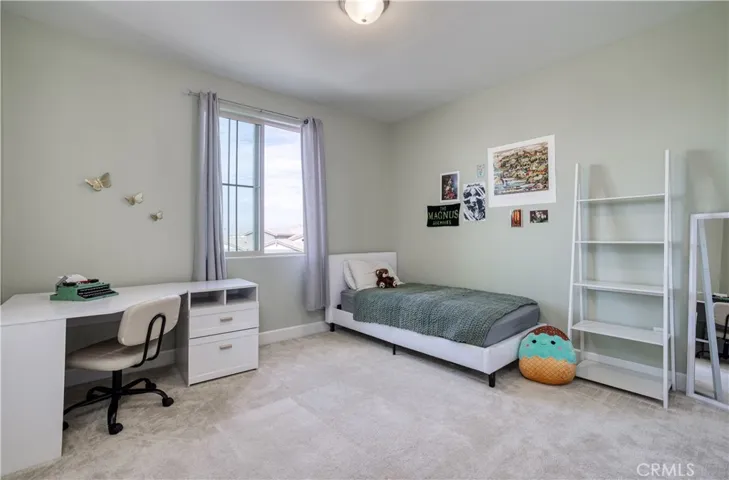 1267 Gold King Place Circle, Dinuba, California 93618