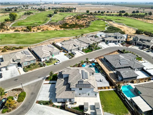 1267 Gold King Place Circle, Dinuba, California 93618