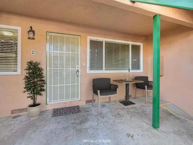 Virtually Staged Entry