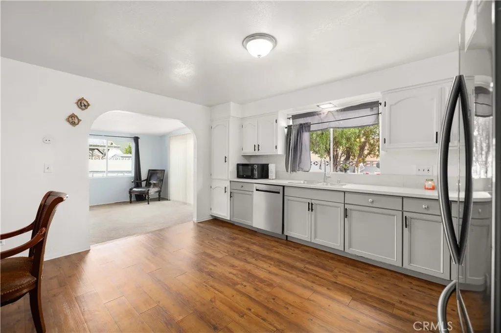 38511 Carolside, Palmdale, California 93550 home-pic-7