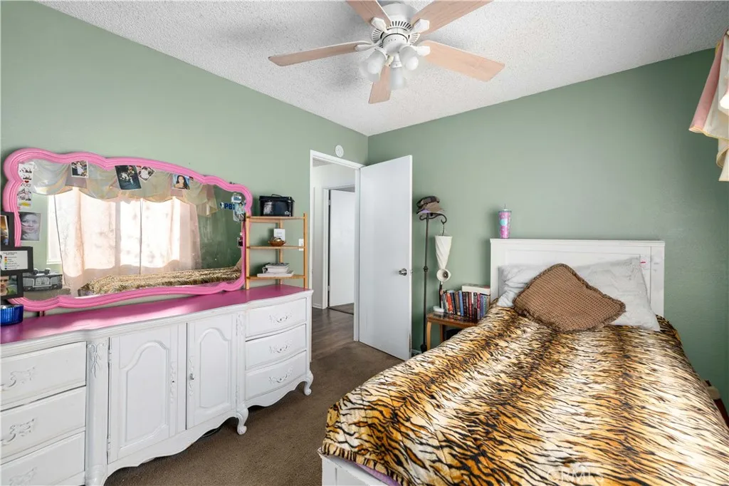 38511 Carolside, Palmdale, California 93550 home-pic-21
