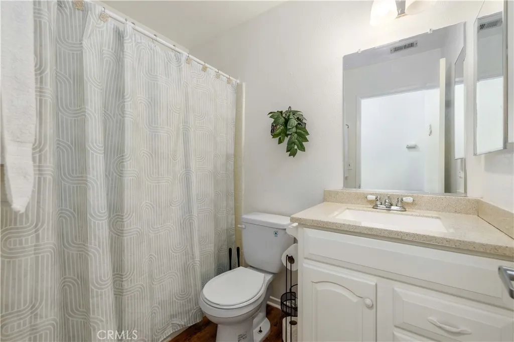 38511 Carolside, Palmdale, California 93550 home-pic-19