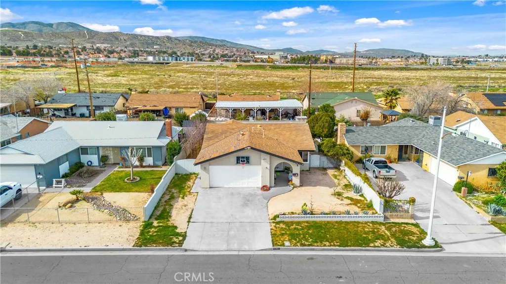 38511 Carolside, Palmdale, California 93550 home-pic-27