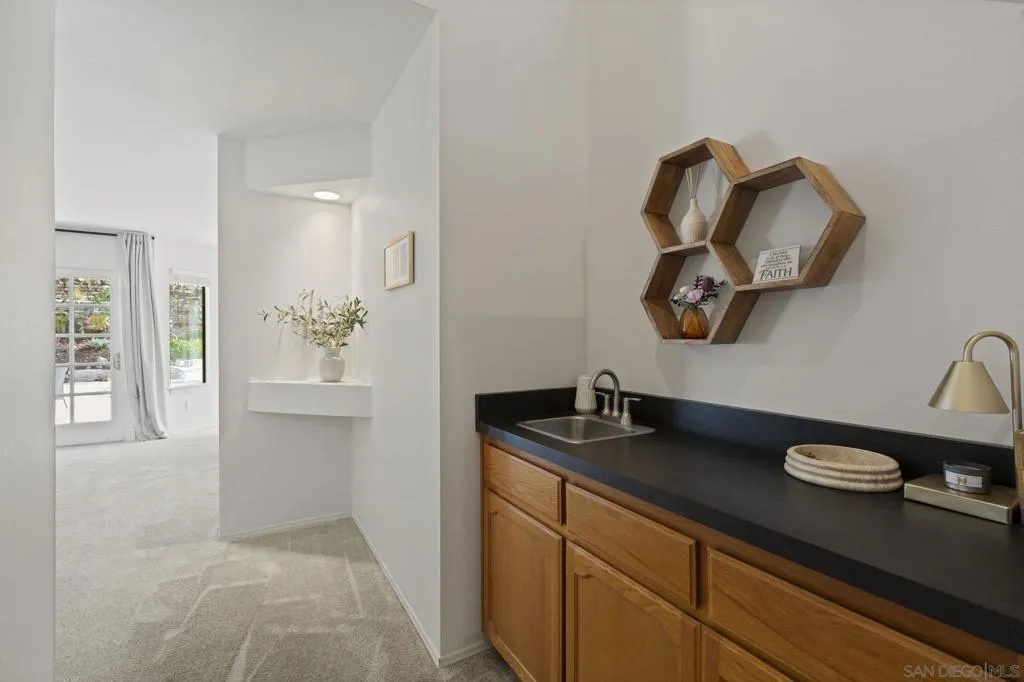 14725 Fieldview Way, Poway, California 92064 home-pic-13