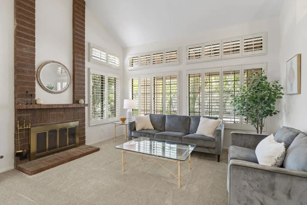 14725 Fieldview Way, Poway, California 92064 home-pic-6