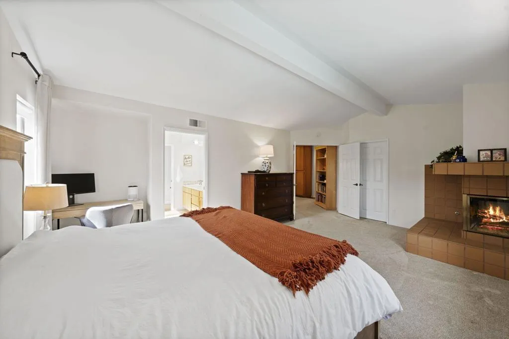 14725 Fieldview Way, Poway, California 92064 home-pic-24