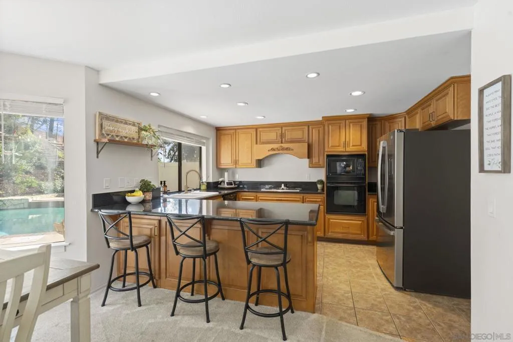 14725 Fieldview Way, Poway, California 92064 home-pic-19