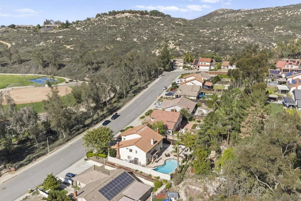 14725 Fieldview Way, Poway, California 92064 home-pic-61