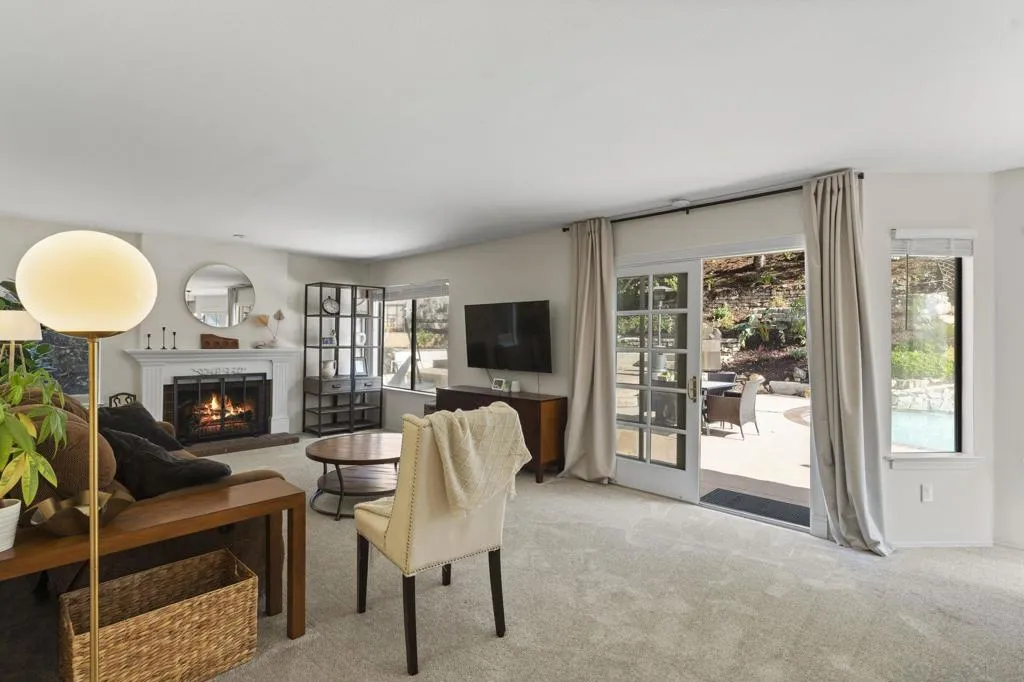 14725 Fieldview Way, Poway, California 92064 home-pic-14