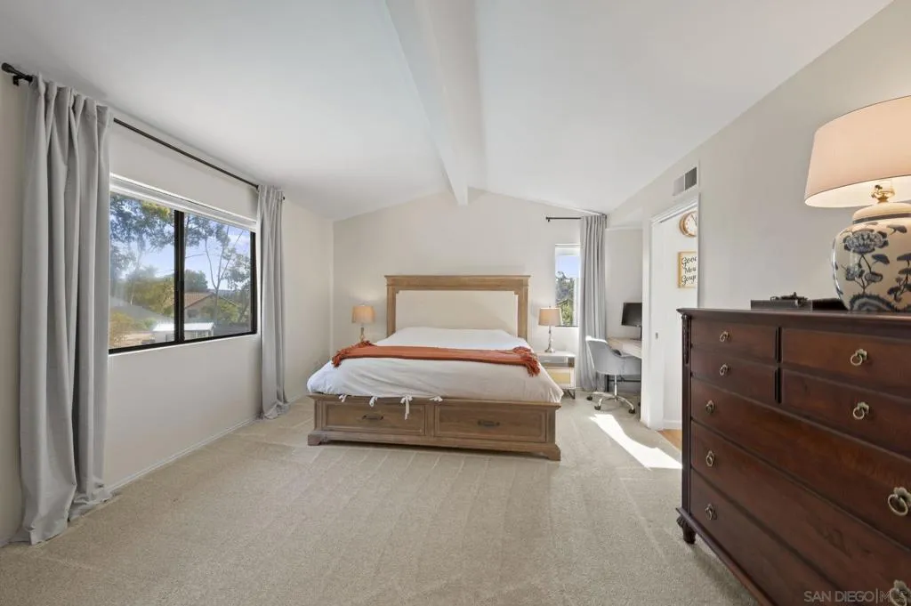 14725 Fieldview Way, Poway, California 92064 home-pic-23