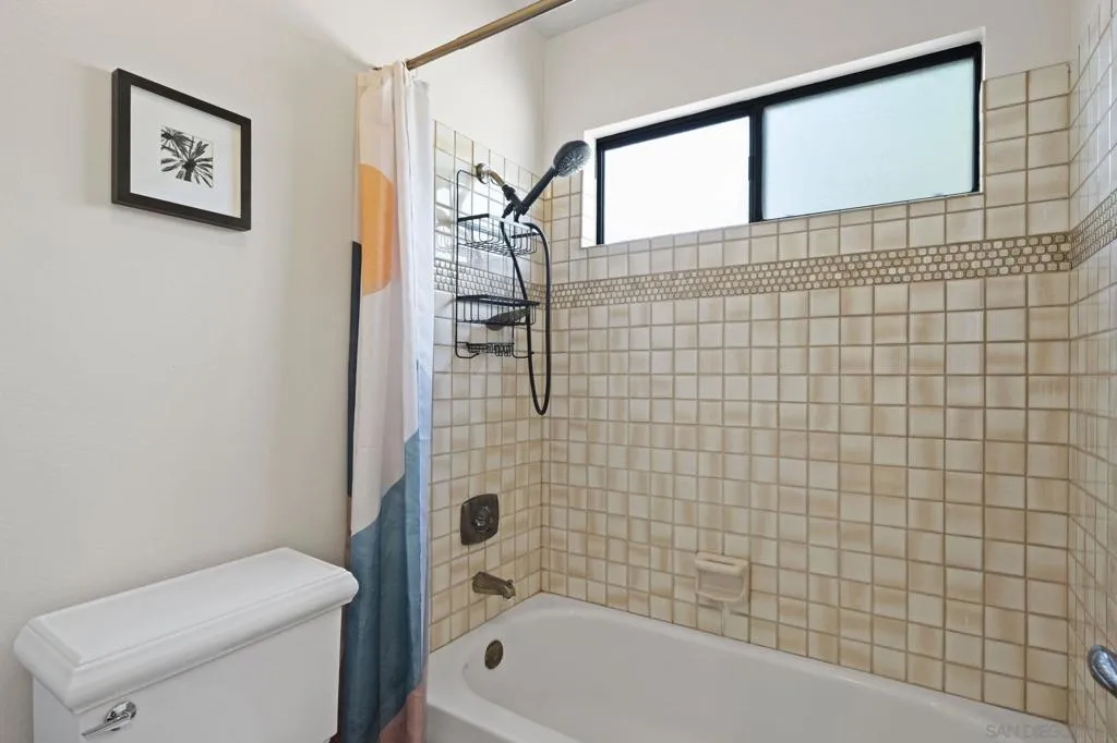 14725 Fieldview Way, Poway, California 92064 home-pic-30