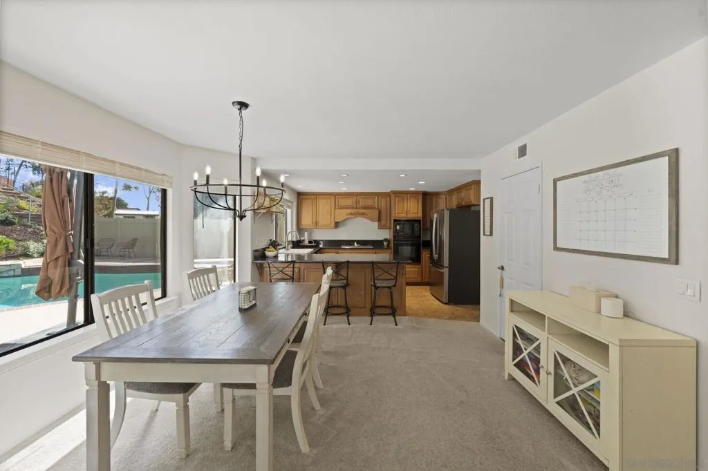 14725 Fieldview Way, Poway, California 92064 home-pic-17