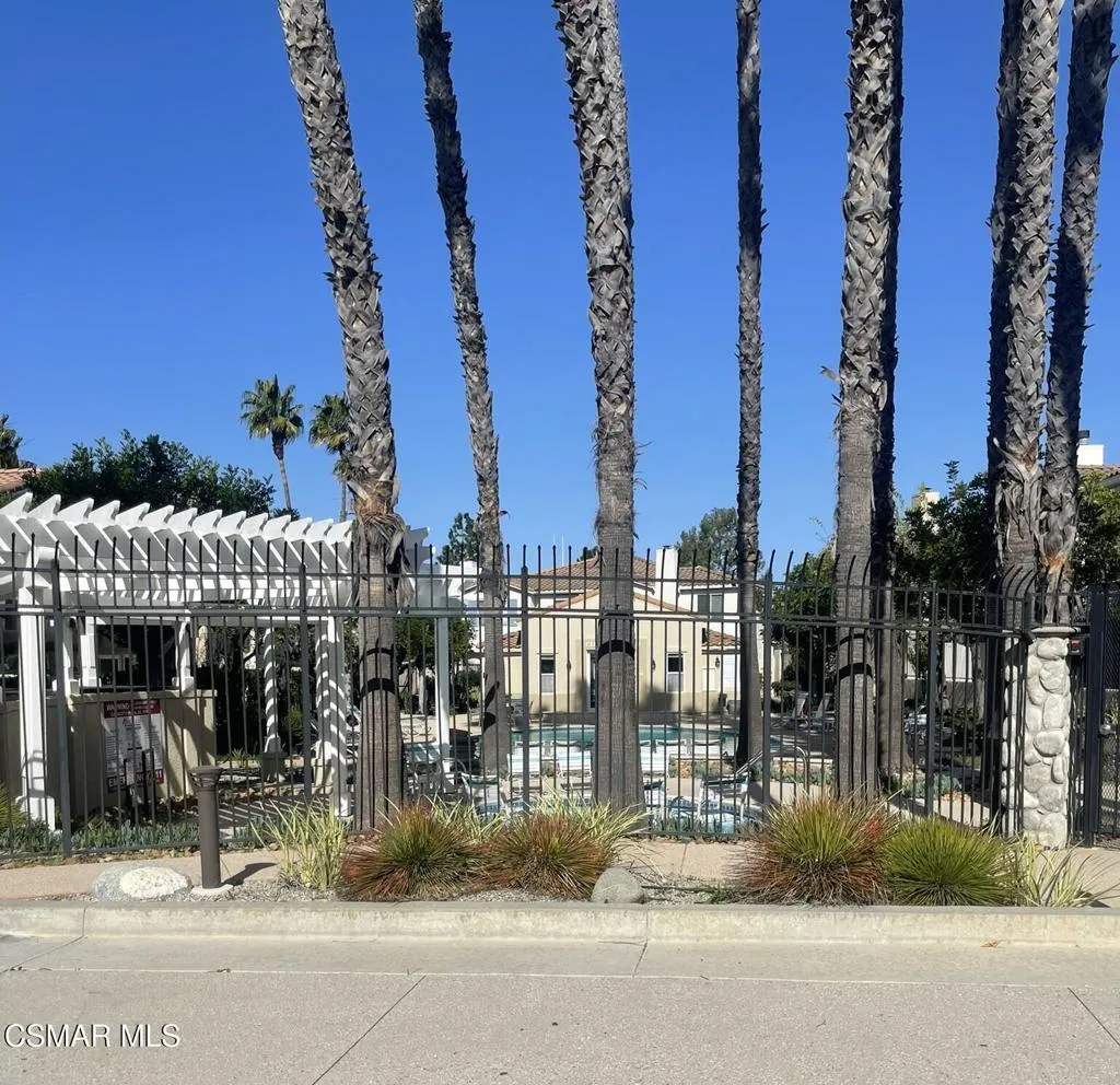 11841 Barletta Place, Moorpark, California 93021 home-pic-22