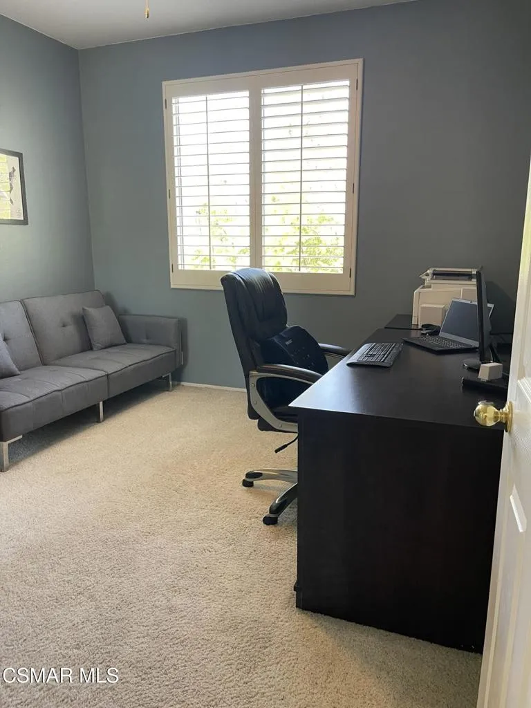 11841 Barletta Place, Moorpark, California 93021 home-pic-17