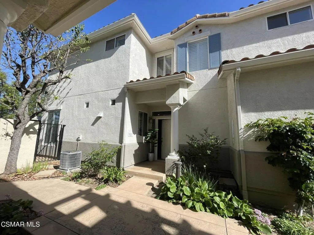 11841 Barletta Place, Moorpark, California 93021 home-pic-2