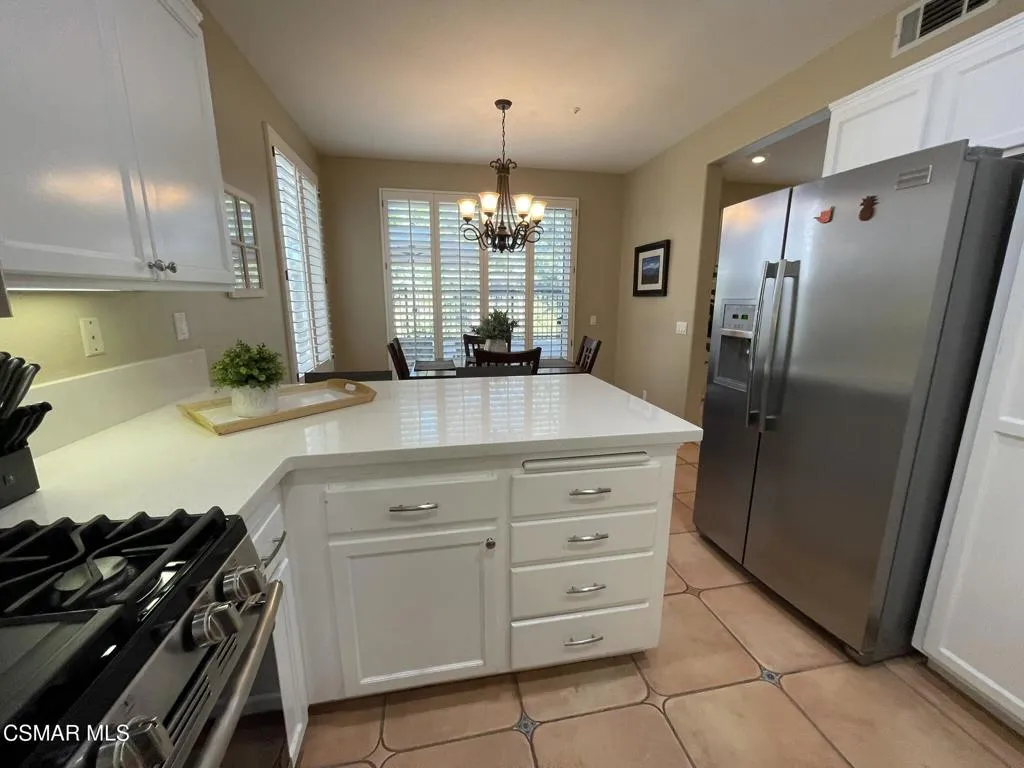 11841 Barletta Place, Moorpark, California 93021 home-pic-7